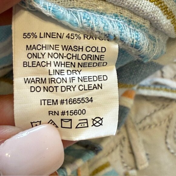 Briggs Women's Linen Blend Pull-On Shorts with Pockets Size Medium Blue Stripe. - Picture 6 of 11